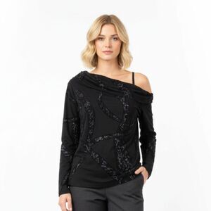 Svetlana Black Animal Print Long Sleeve Form Fitting Top 10